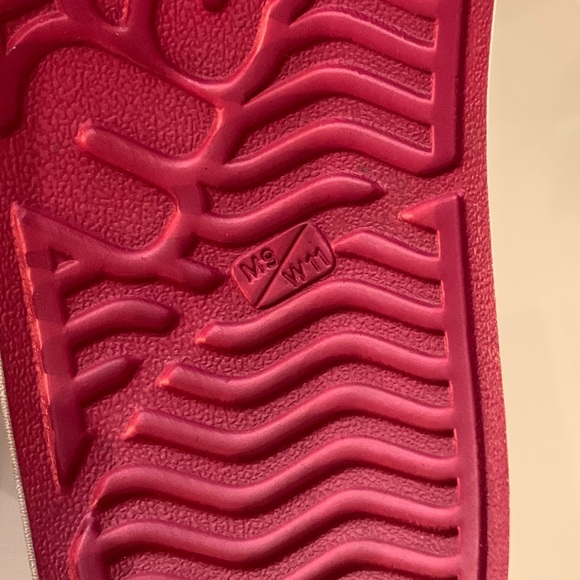 Metallic Native shoes - unisex M9/W11 - Picture 7 of 7